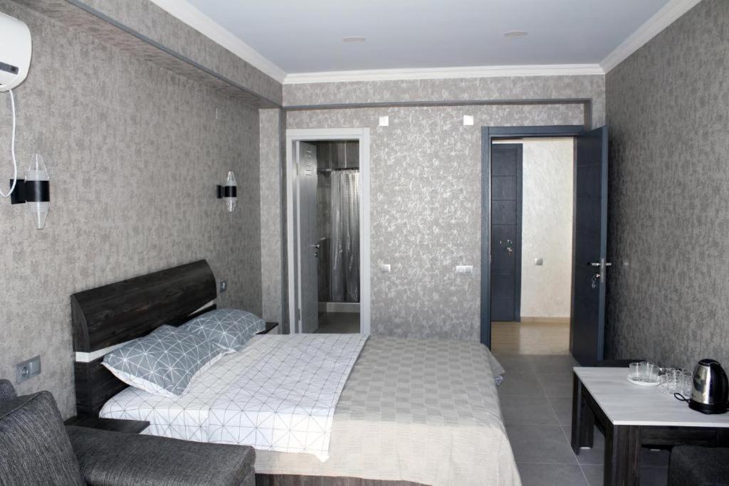 House By The Sea Hotel Kobuleti Exterior foto