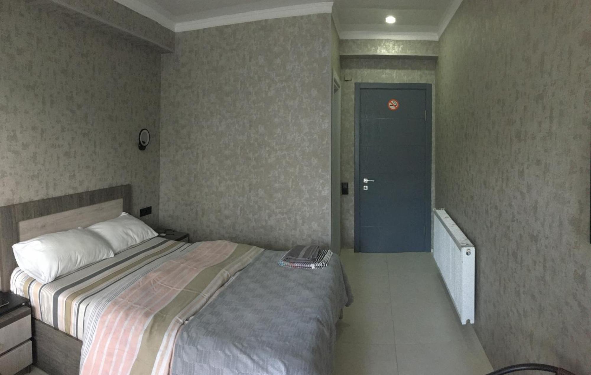 House By The Sea Hotel Kobuleti Exterior foto